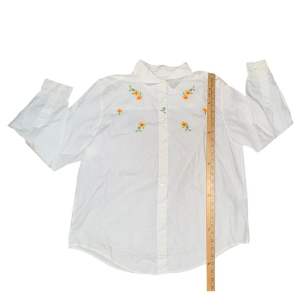 White Cabin Creek Embroidered Floral Button-Up Shirt XL Long Sleeves Cotton Blen - Picture 5 of 5